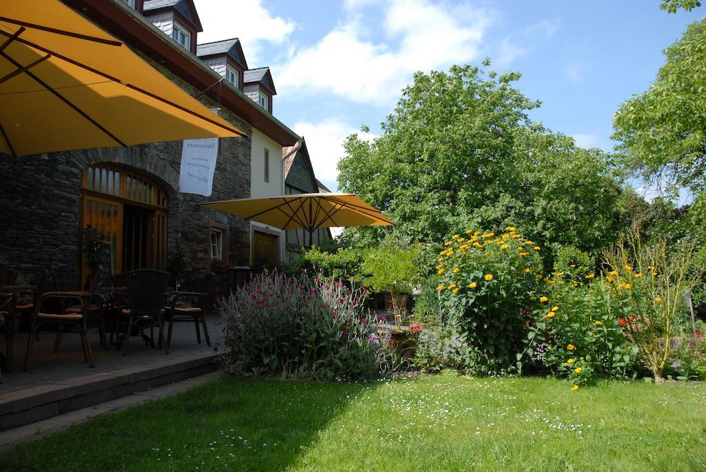 Juffer Flair Restaurant Gaestehaus Brauneberg Exterior photo